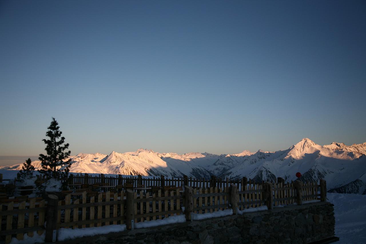 Schneekarhuette Otel Mayrhofen Dış mekan fotoğraf